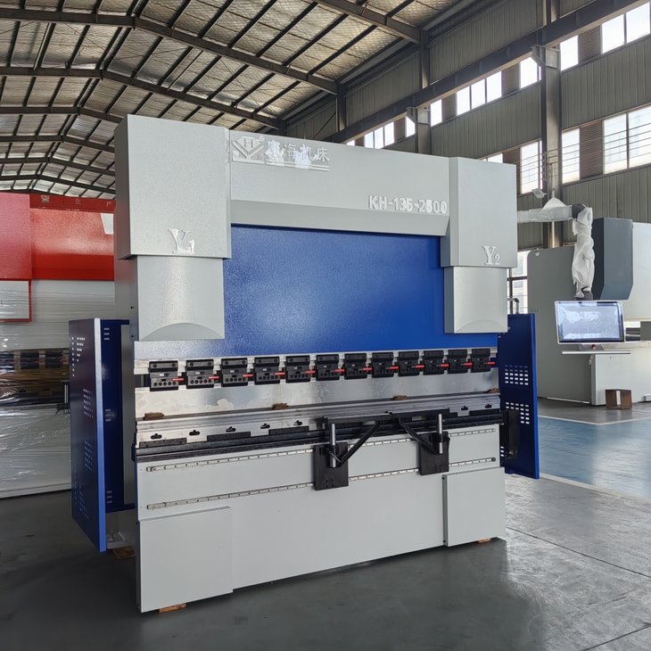 电液数控折弯机WE67K-135T2500 蓝 (ET17 同心模)