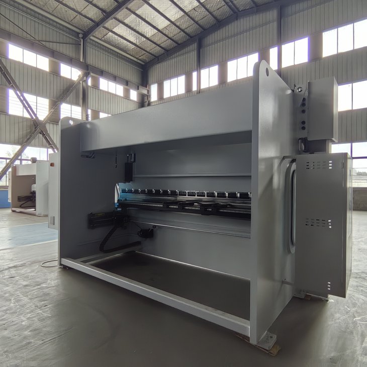 ��Һ���������WE67K-220T4100 �� (MT15 �ķ�ģ��