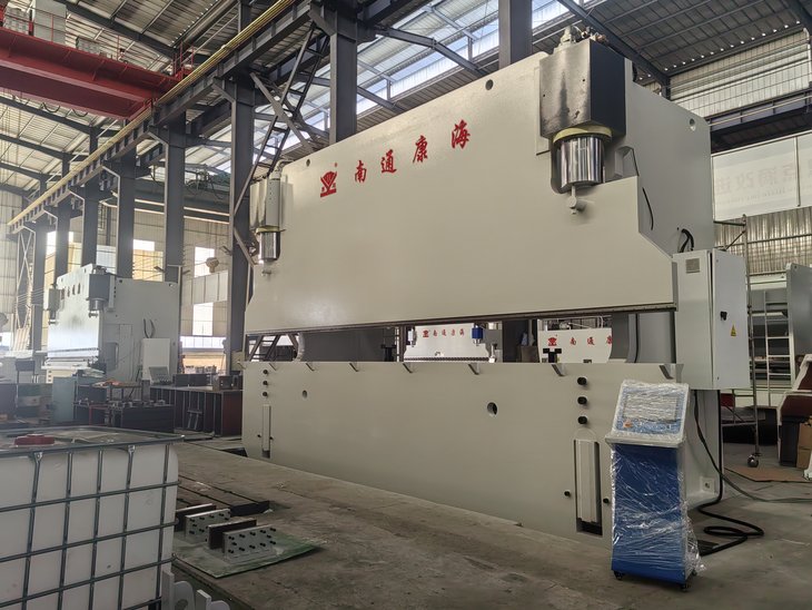 ��Һ���������WE67K-800T8000