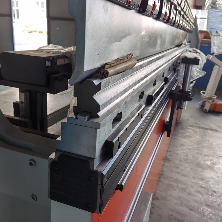 ��Һ���������WE67K-80T2500 �� (ET17 ͬ��ģ��